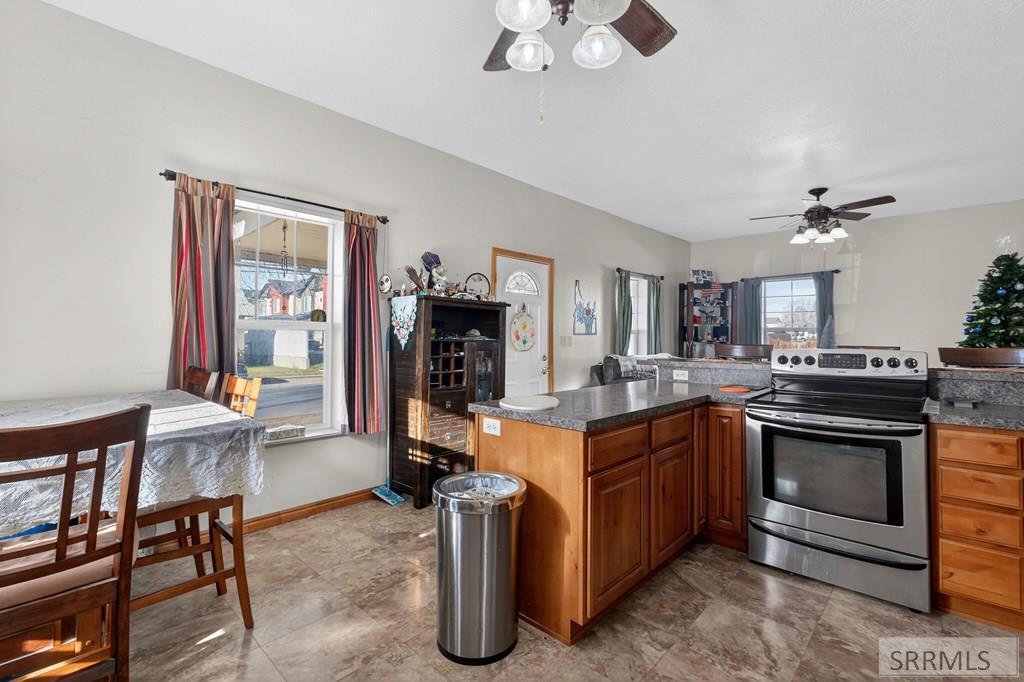 49 South 4th W Street Preston, ID 83263 - Photo 5 of 30