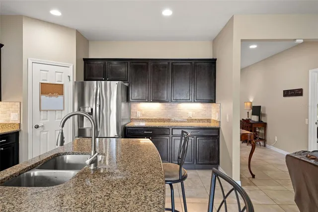 $450,000 | 2226 Landside Drive, Valrico, FL 33594