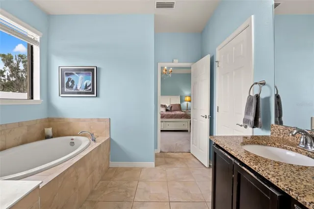 $450,000 | 2226 Landside Drive, Valrico, FL 33594