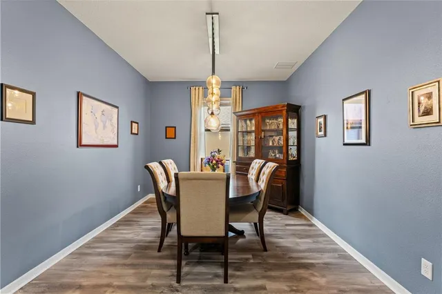 $450,000 | 2226 Landside Drive, Valrico, FL 33594