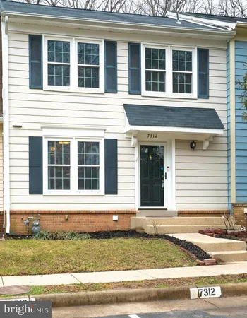 $575,000 | 7312 Spring View Court, Springfield, VA 22153