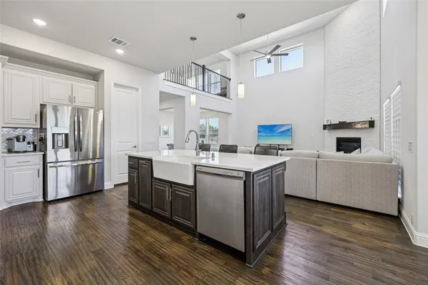 $630,000 | 1134 Cardinal Drive, Midlothian, TX 76065
