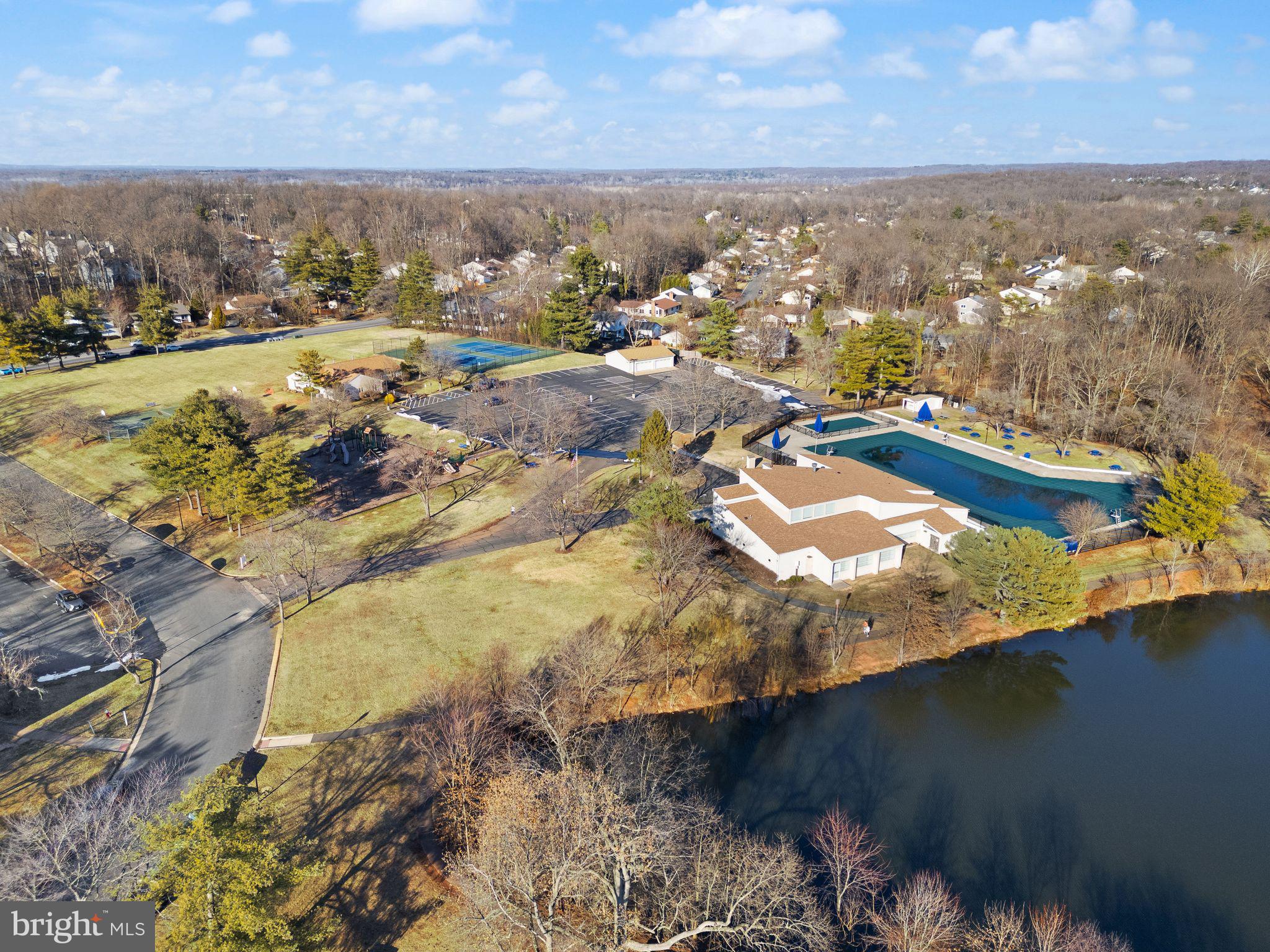 191 North Cottage Road Sterling, VA 20164 - Photo 35 of 41 a view of a city with ocean view