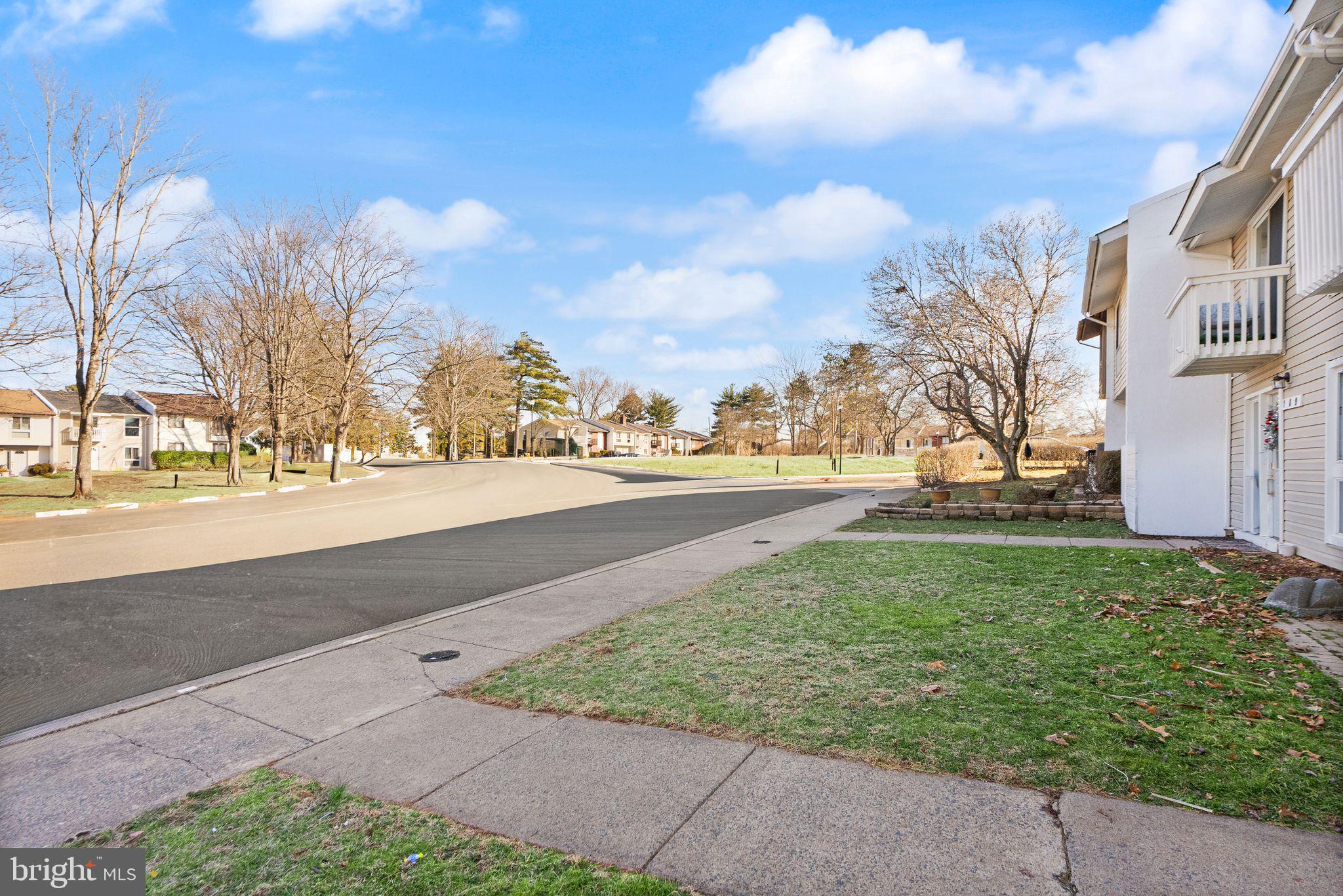 191 North Cottage Road Sterling, VA 20164 - Photo 4 of 41 a view of a city