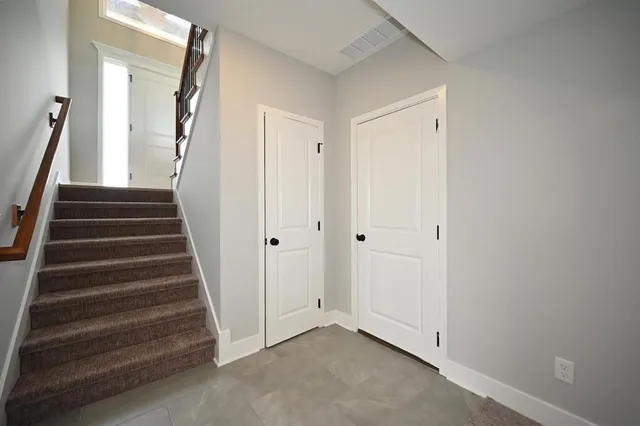 $471,500 | 105 Johnson Circle, Platte City, MO 64079