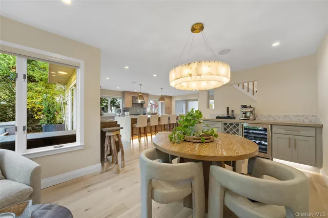 $875,000 | 21 Doral Lane, Bay Shore, NY 11706