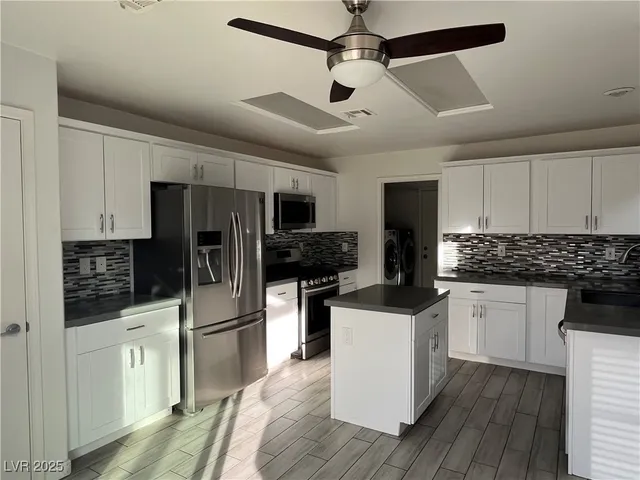 $2,100 | 973 Cedar Pines Street, Henderson, NV 89011