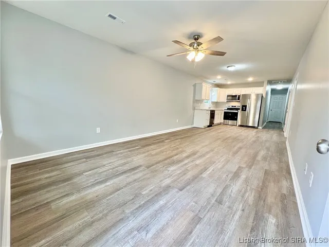 $179,900 | 364 Oak Street, Austin, IN 47102