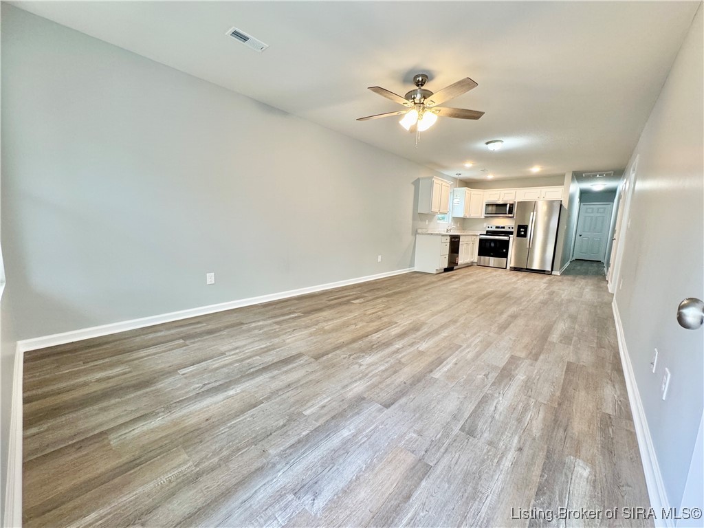 364 Oak Street Austin, IN 47102 - Photo 6 of 20 Living Room