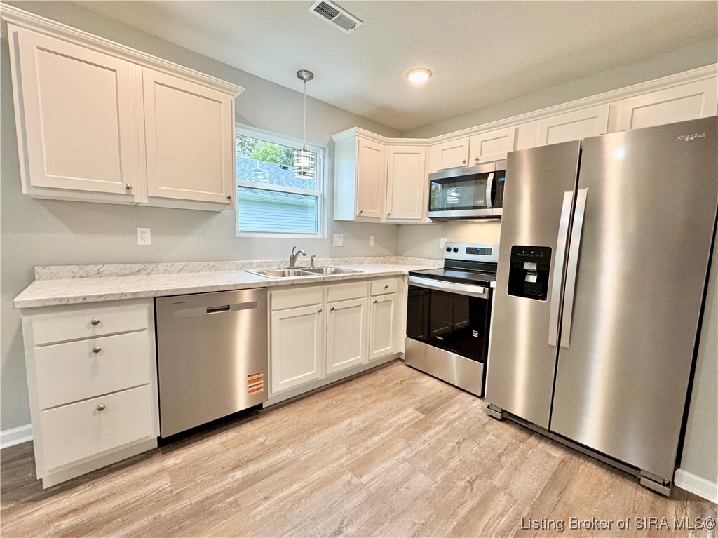 364 Oak Street Austin, IN 47102 - Photo 8 of 20 Kitchen