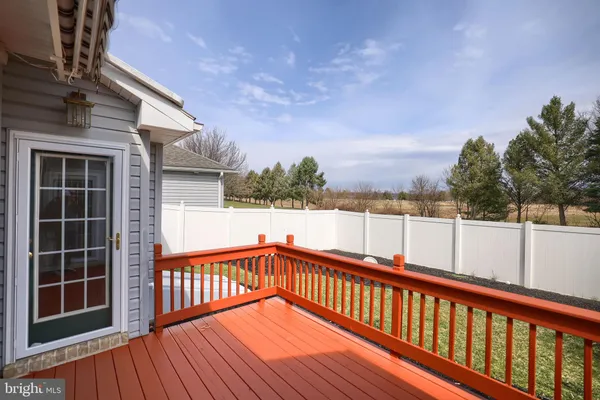 $2,300 | 8 Longwood Drive, Mechanicsburg, PA 17050