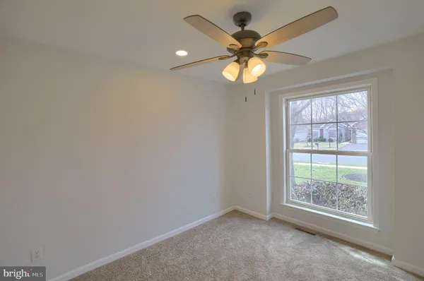 $2,300 | 8 Longwood Drive, Mechanicsburg, PA 17050