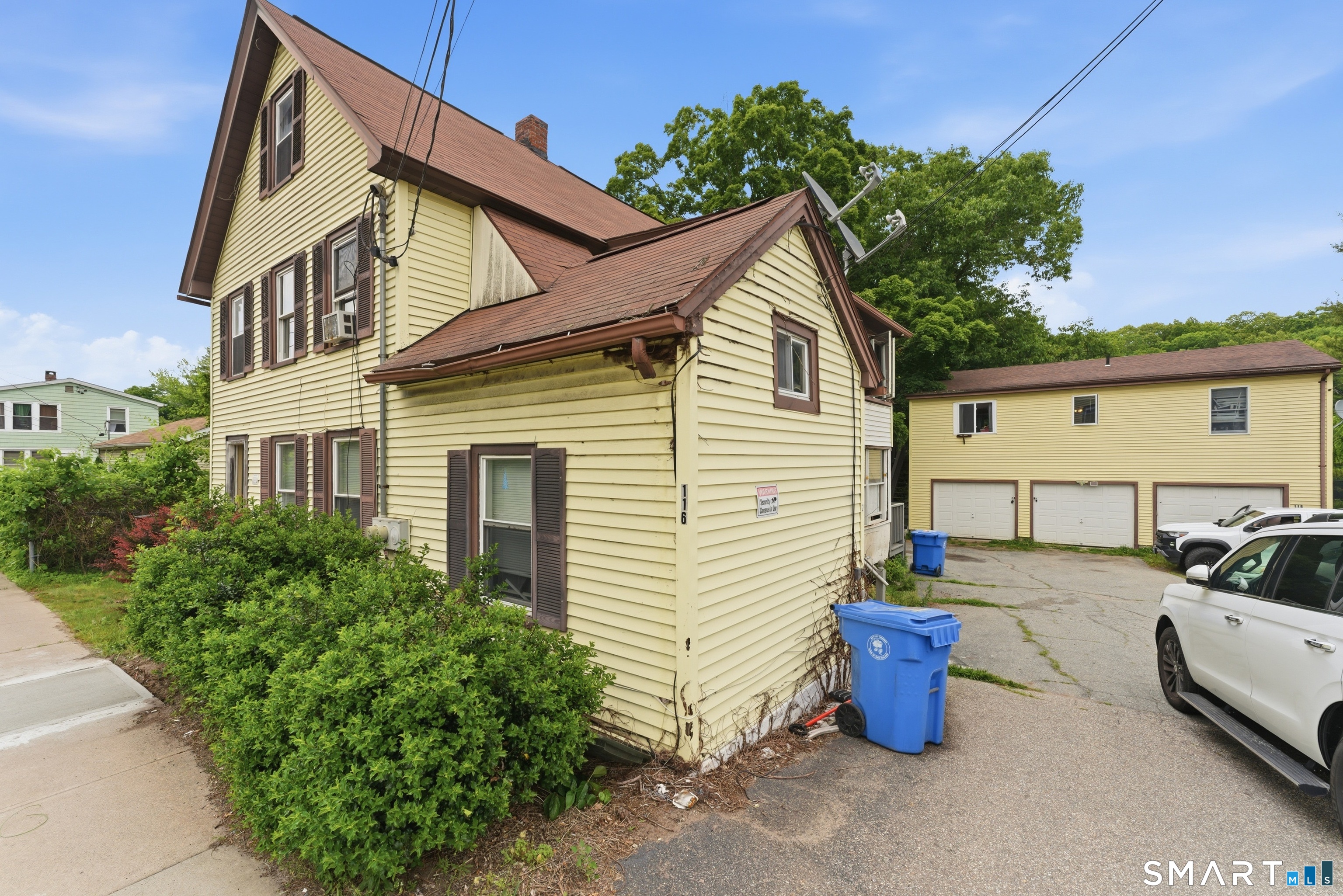 116 Taftville-Occum Road Norwich, CT 06360 - Photo 2 of 30
