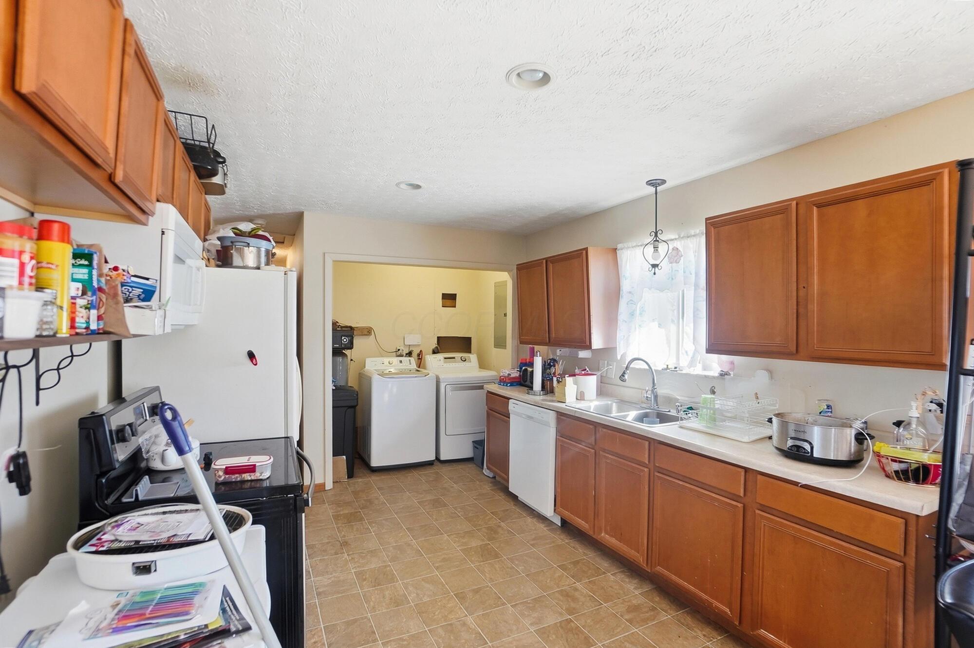 6567 Hall Road Galloway, OH 43119 - Photo 14 of 35