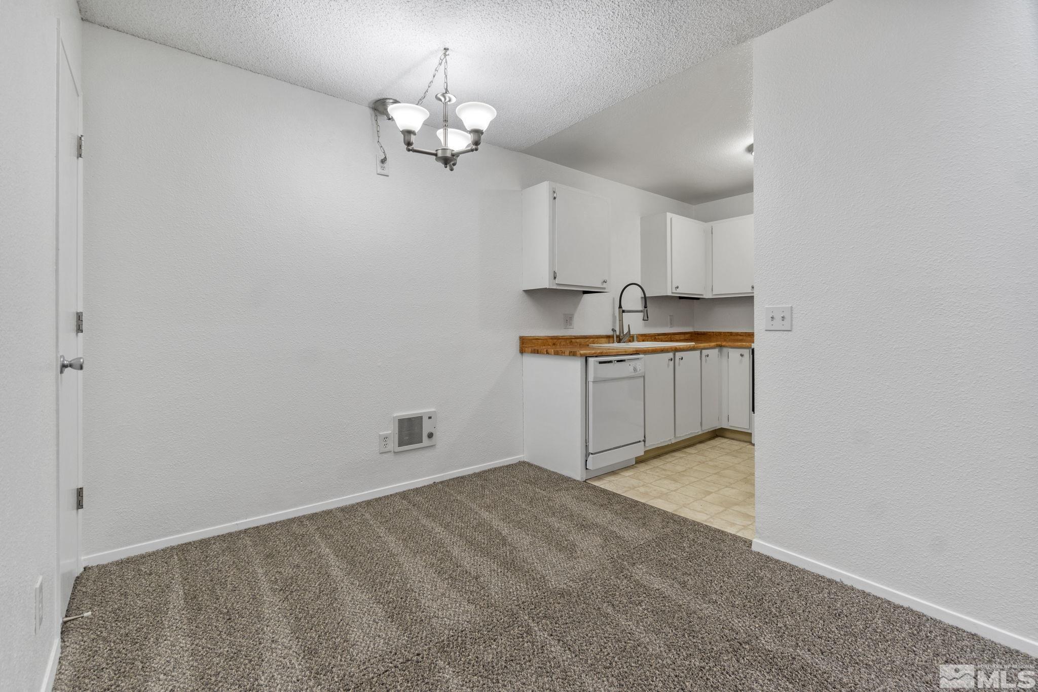 2100 Highview Court, Unit 6 Reno, NV 89512 - Photo 17 of 28 Photo 17