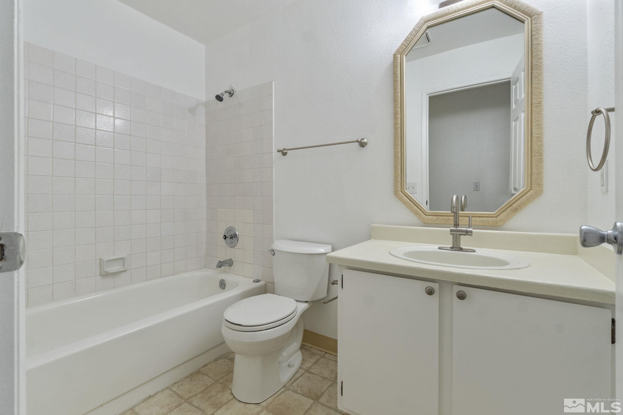 2100 Highview Court, Unit 6 Reno, NV 89512 - Photo 6 of 28 Photo 6