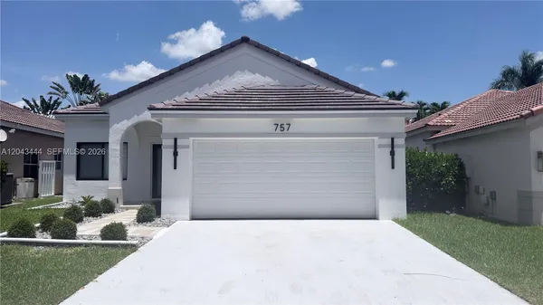 $4,600 | The Meadows, Weston, FL 33327
