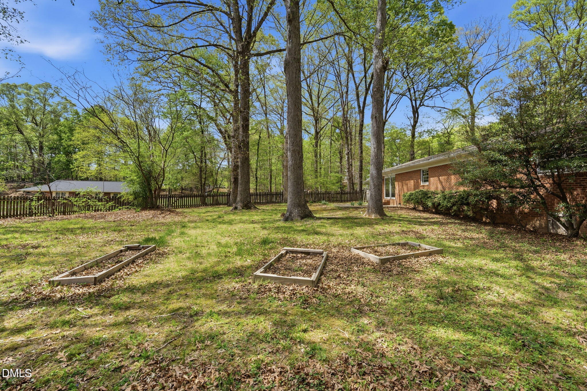 511 Hunter Street Durham, NC 27712 - Photo 28 of 30 a view of yard with tree