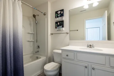 $430,000 | 4139 Winslow Court, Aurora, IL 60504