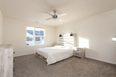 $430,000 | 4139 Winslow Court, Aurora, IL 60504