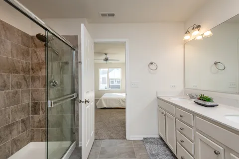 $430,000 | 4139 Winslow Court, Aurora, IL 60504