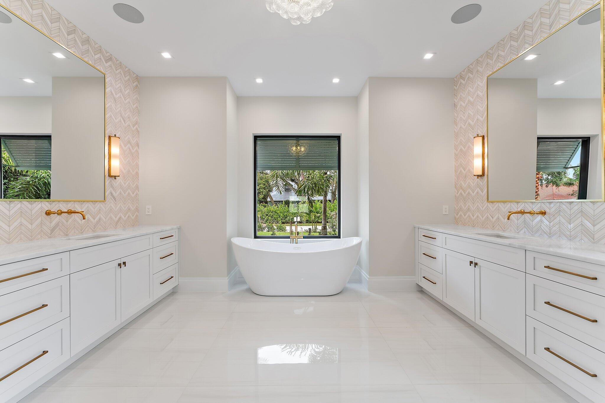 21 Bay Harbor Road Tequesta, FL 33469 - Photo 54 of 89 085-21BayHarborRd-Tequesta-SMALL