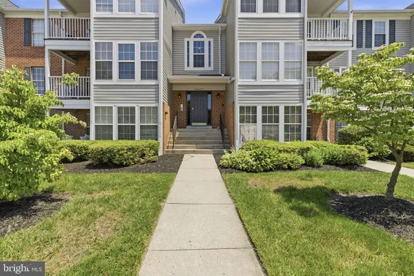 $240,000 | 57 Willow Path Court, Unit 1057, Nottingham, MD 21236