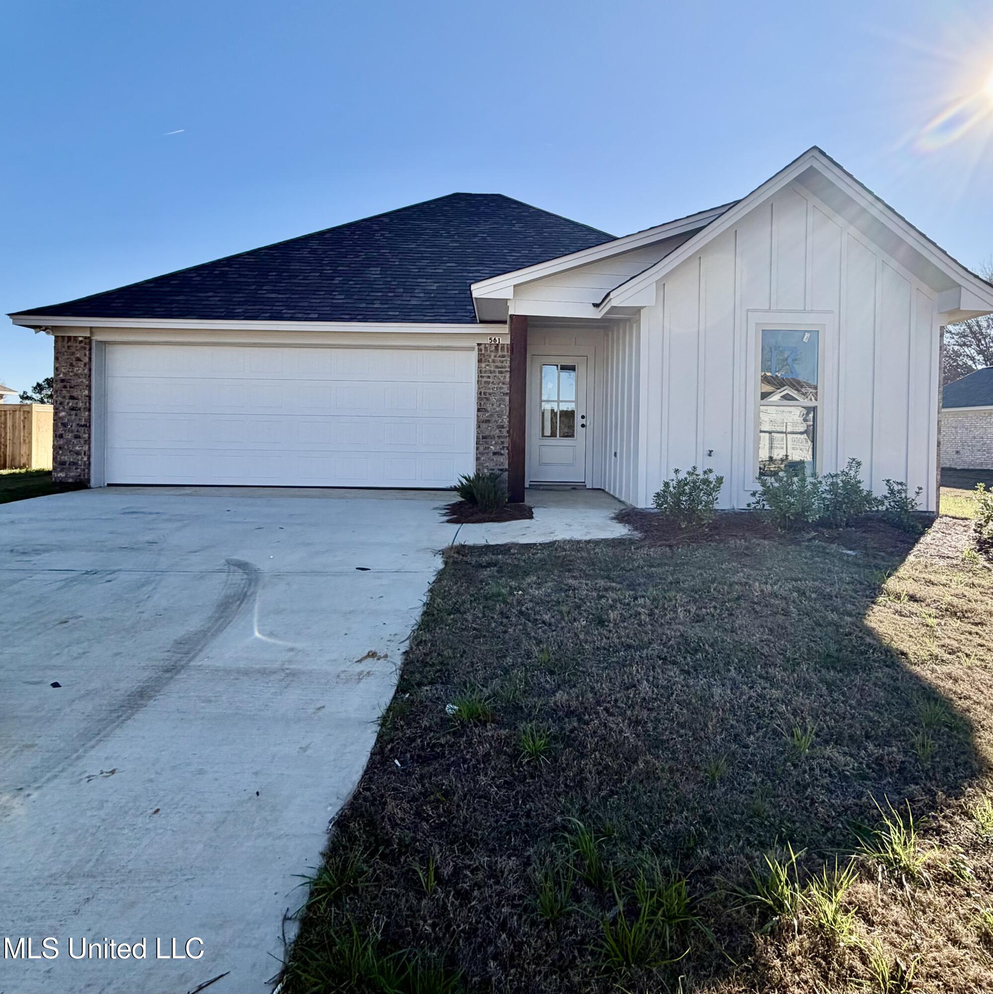 561 Patrick Farms Drive Pearl, MS 39208 - Photo 1 of 10 IMG_1958