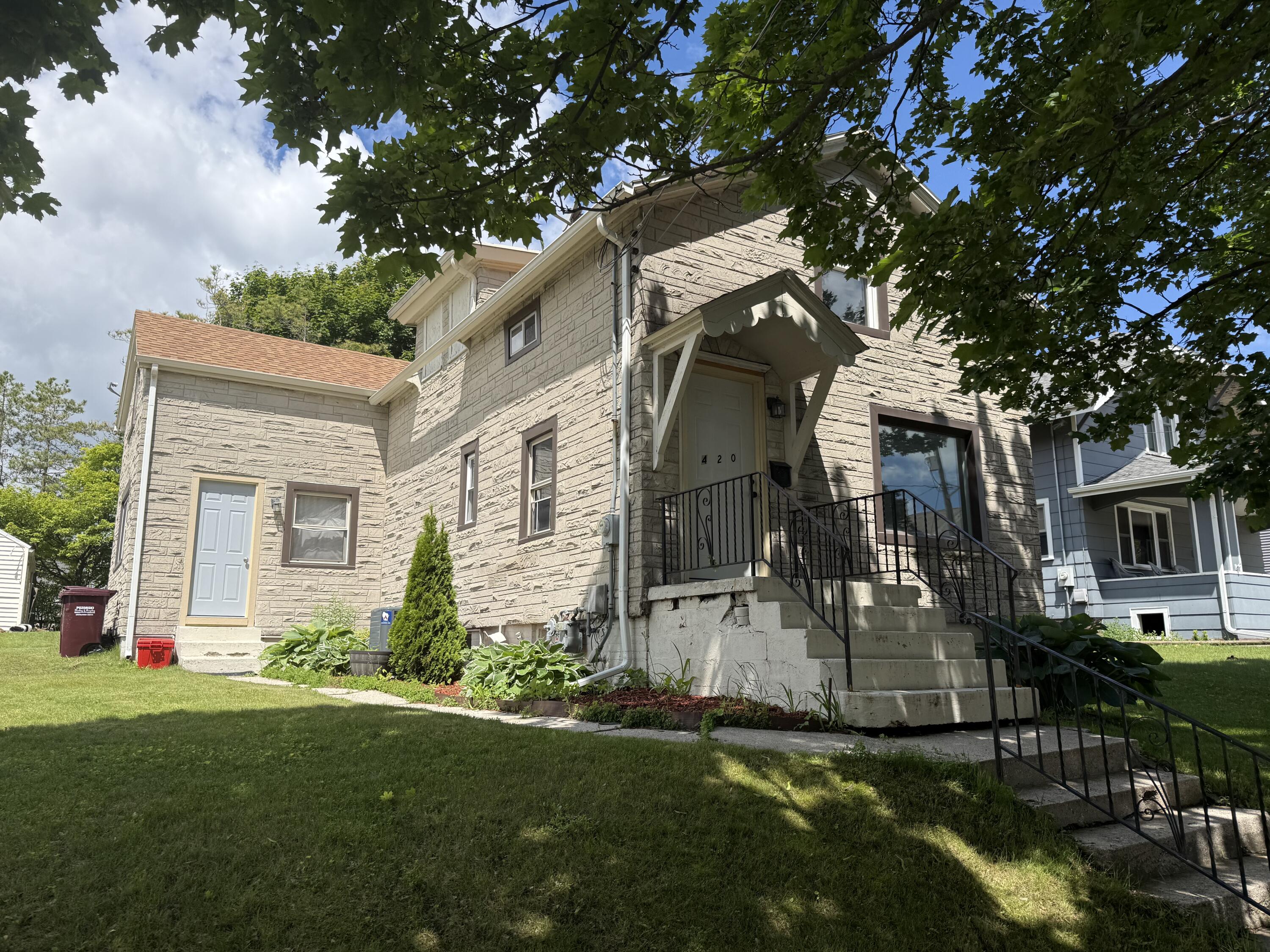 420 North 5th Street Manitowoc, WI 54220 - Photo 22 of 23 IMG_6118