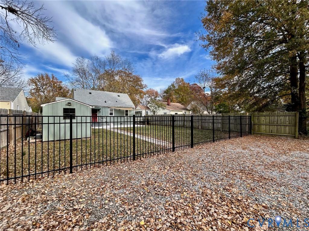 910 Forest View Drive Richmond, VA 23225 - Photo 21 of 23 a view of a backyard