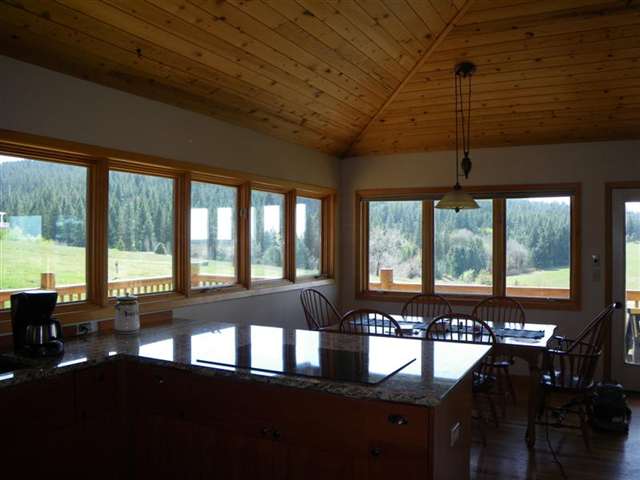 4604 South Dyer Road Spokane, WA 99223 - Photo 6 of 9
