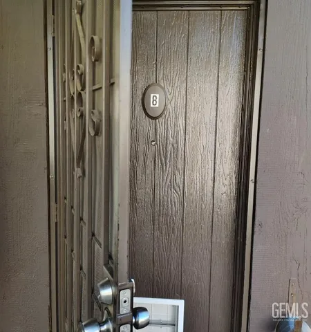 $195,000 | Undisclosed Address, Bakersfield, CA 93309