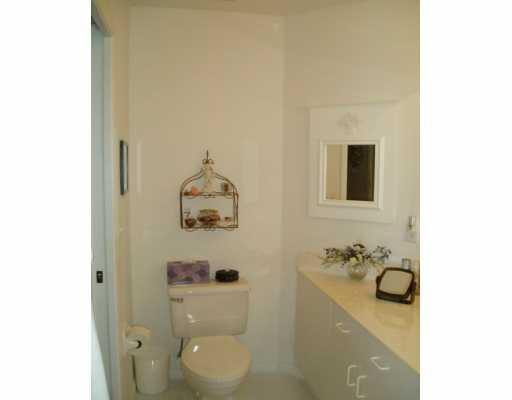 6714 North Pine Island Road, Unit 6714 Tamarac, FL 33321 - Photo 6 of 8 Master Bath/Spa