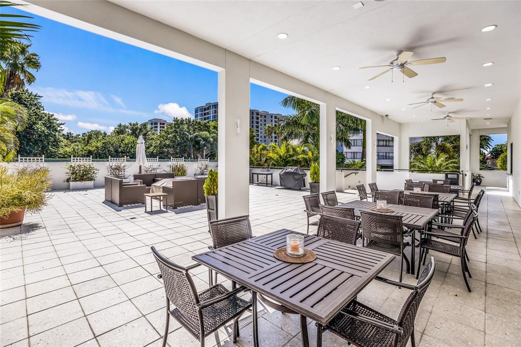1425 Gulf Of Mexico Drive, Unit 408 Longboat Key, FL 34228 - Photo 36 of 45