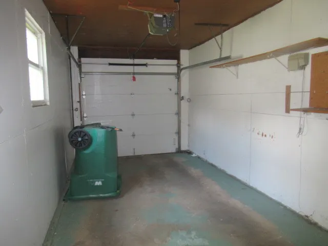 a view of a livingroom with an empty space