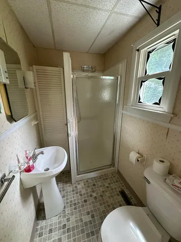 $139,900 | 9 Franklin Avenue, Houlton, ME 04730