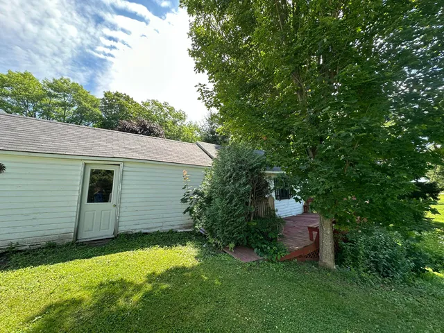 $139,900 | 9 Franklin Avenue, Houlton, ME 04730