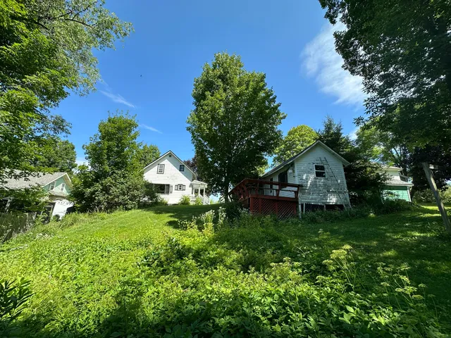 $139,900 | 9 Franklin Avenue, Houlton, ME 04730