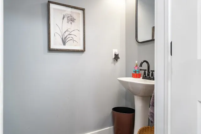 $825,000 | 10716 Harpine Highway, Broadway, VA 22815