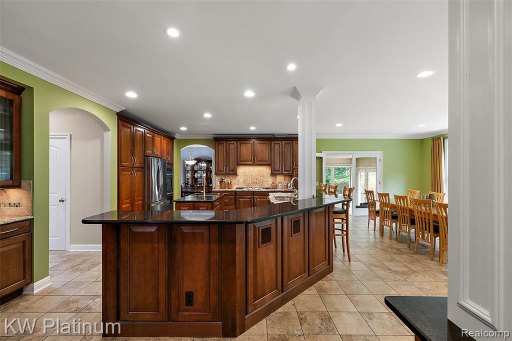 691 Lake Ridge Road Rochester Hills, MI 48307 - Photo 28 of 90