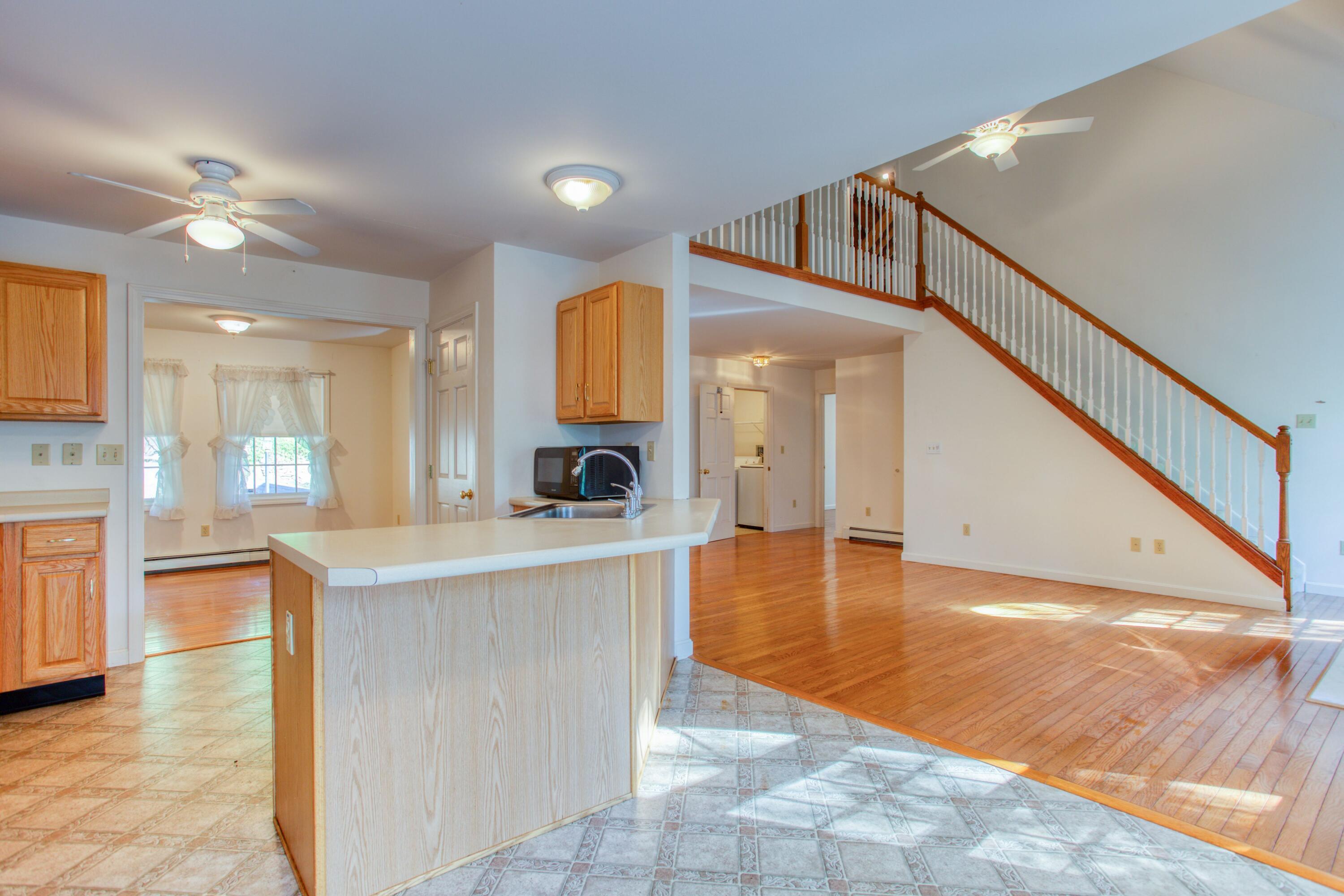 912 Back River Road Boothbay, ME 04537 - Photo 9 of 39 kitchen