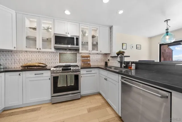 $920,000 | 2459 Caminito Ocean Cove, Cardiff, CA 92007