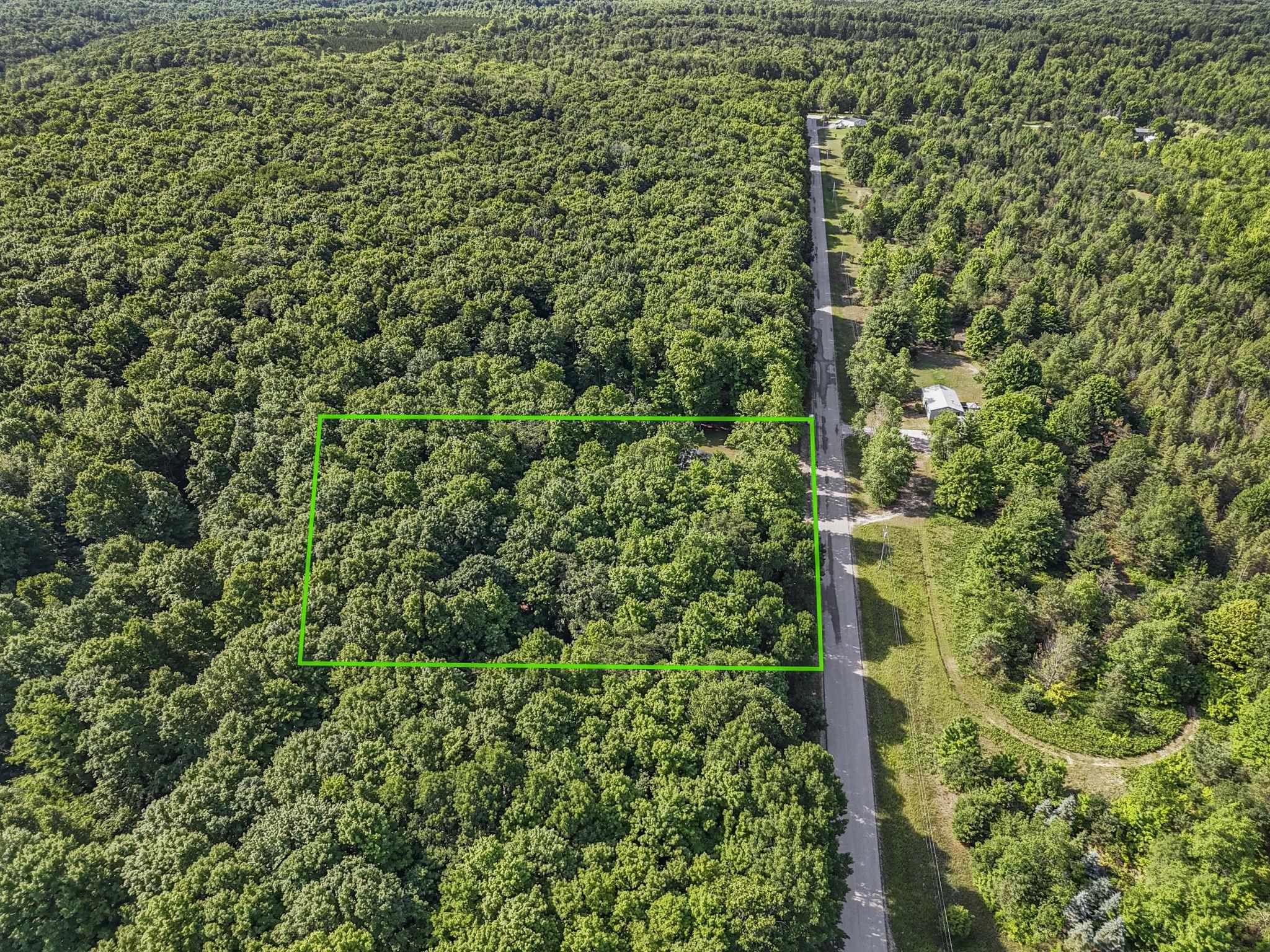 5135 Kast Road Benzonia, MI 49616 - Photo 29 of 45 1947767-4019b40f-a4fc-474c-9dd9-018b81bb6e7f.JPG
