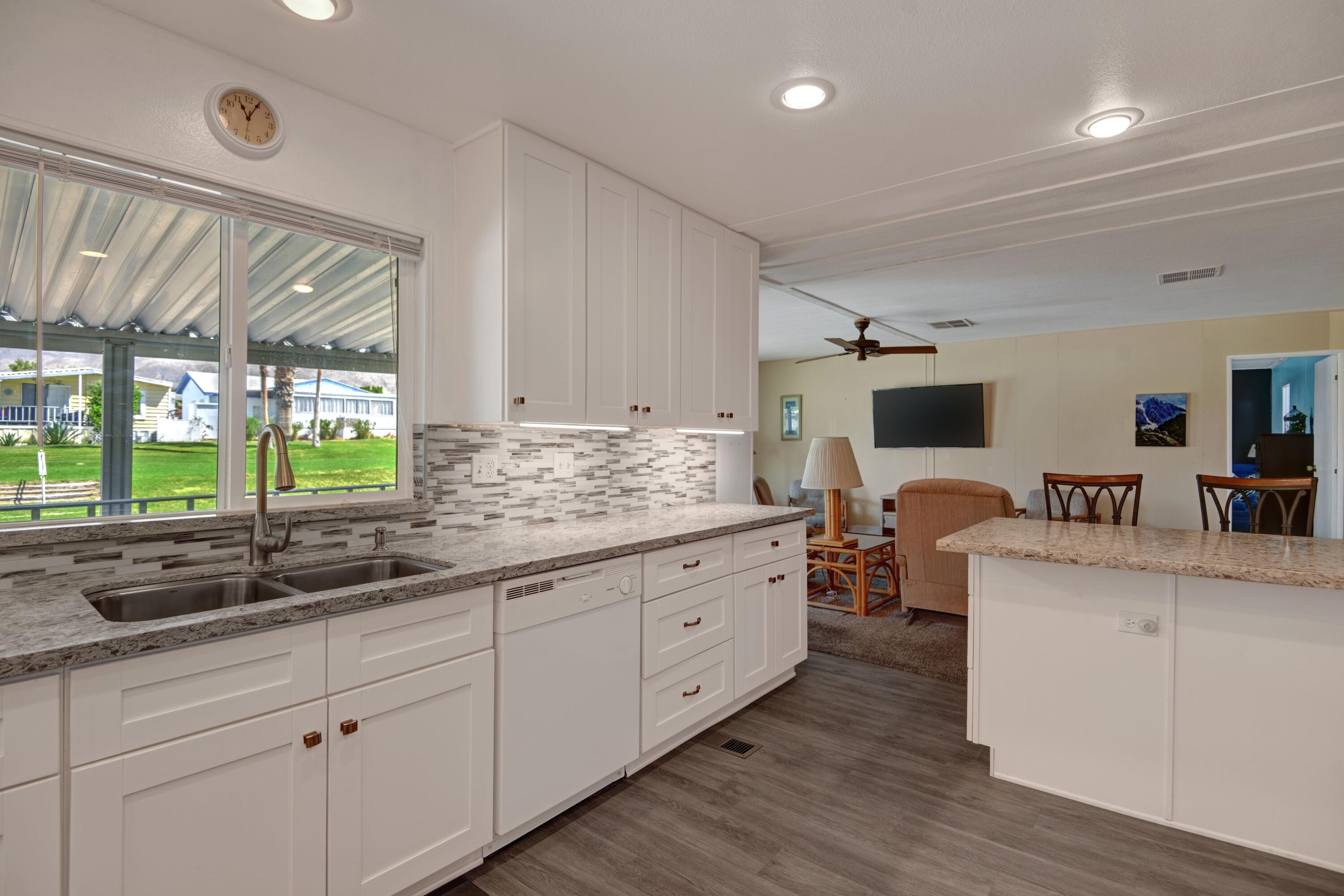 15500 Bubbling Wells Road, Unit 258 Desert Hot Springs, CA 92240 - Photo 2 of 33 258-kitoutview
