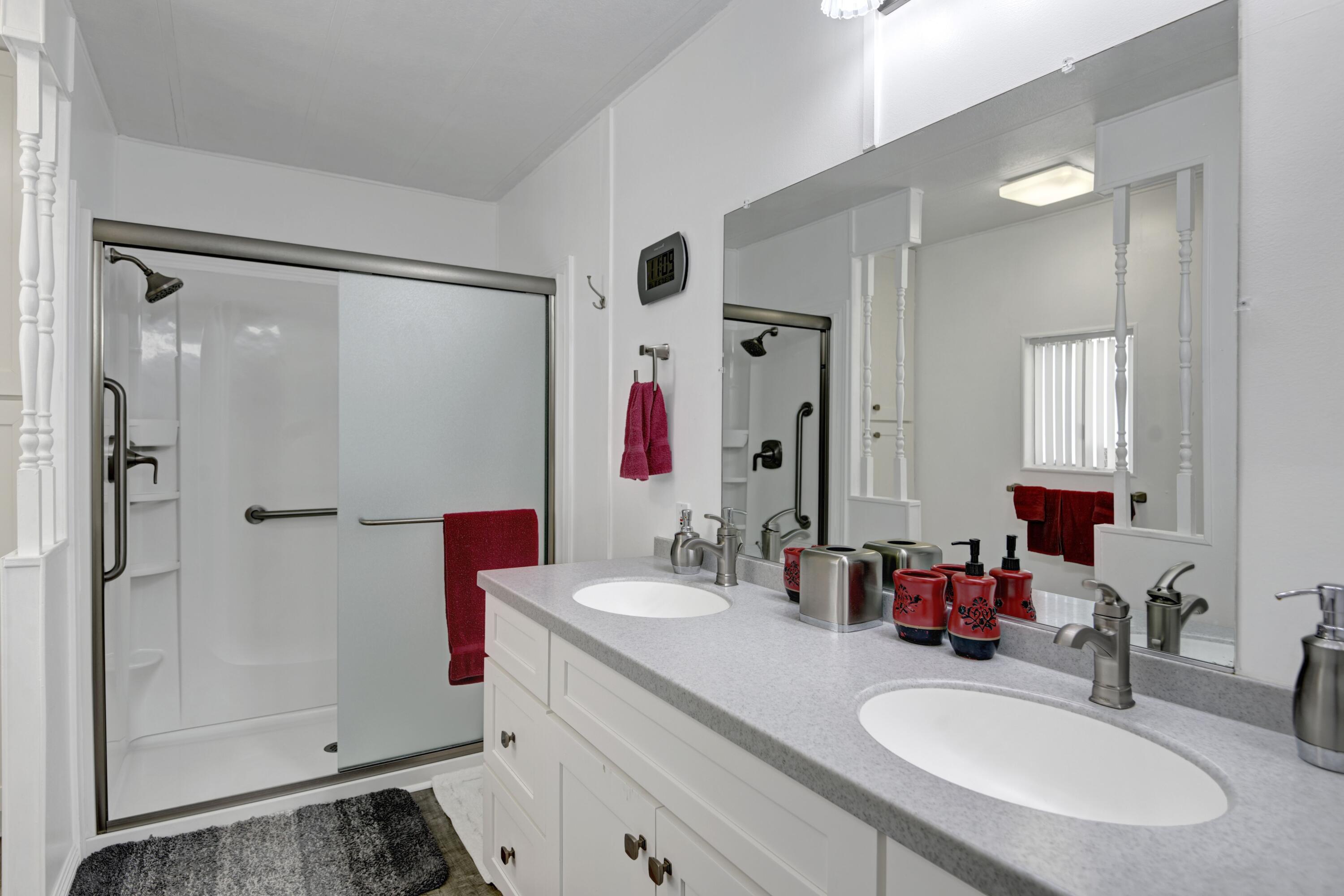 15500 Bubbling Wells Road, Unit 258 Desert Hot Springs, CA 92240 - Photo 3 of 33 258-primaryba-entry