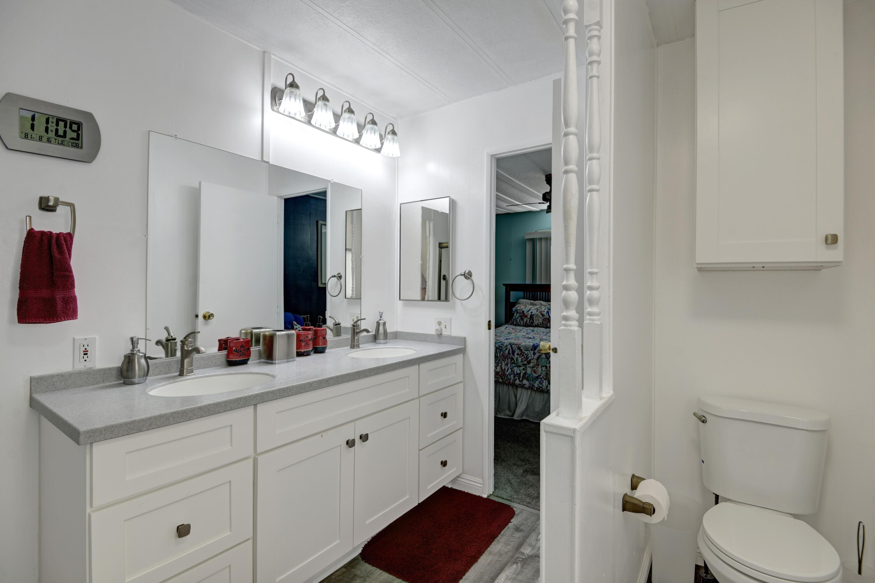 15500 Bubbling Wells Road, Unit 258 Desert Hot Springs, CA 92240 - Photo 4 of 33 258-primaryba