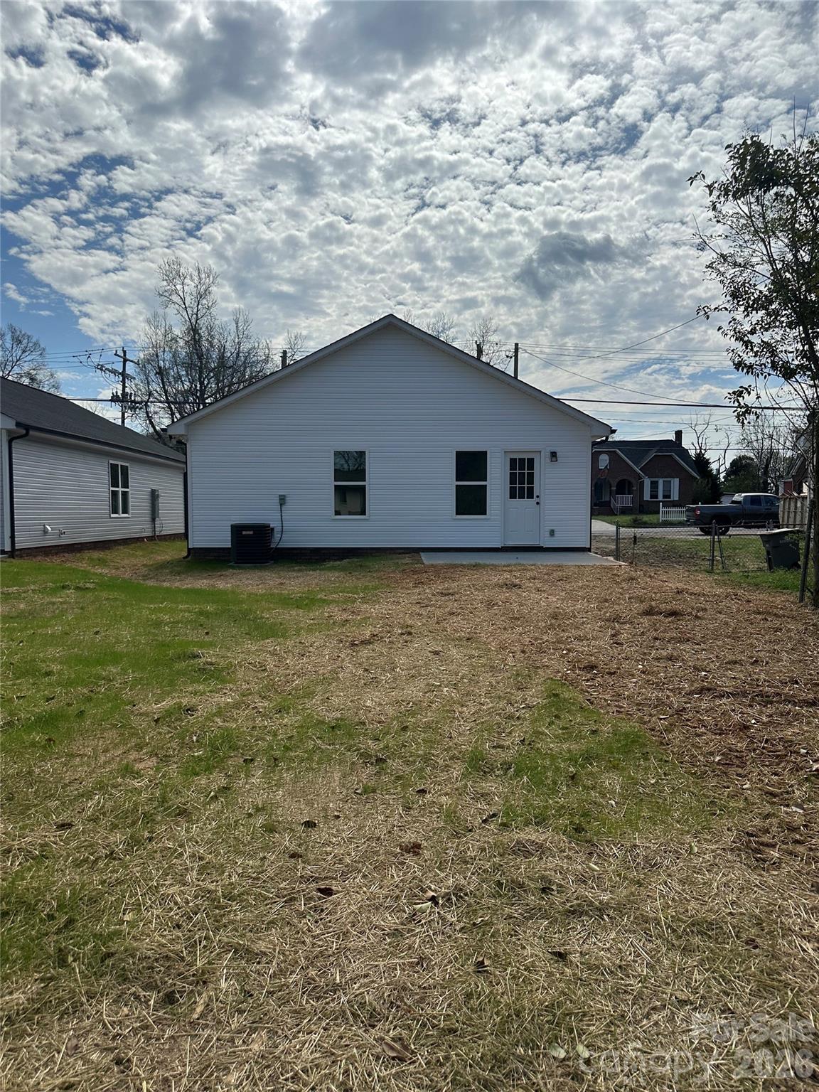 602 Bethpage Road Kannapolis, NC 28081 - Photo 4 of 5 a view of a house with a yard