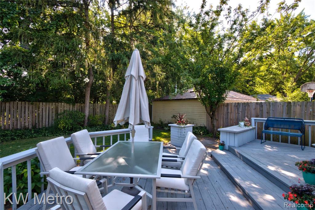 15 Maplefield Road Pleasant Ridge, MI 48069 - Photo 46 of 46