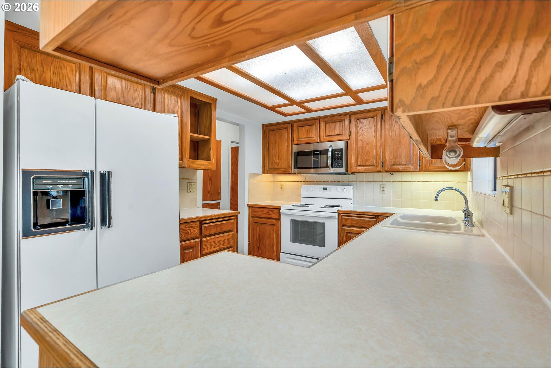 1204 Filbert Street Forest Grove, OR 97116 - Photo 11 of 36 Gallery Image 11