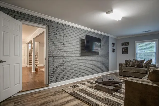 $3,800 | 2640 Casher Drive, Decatur, GA 30034